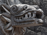 Aztécký bůh Quetzalcoatl (Mexiko, Dreamstime)