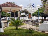 Hlavní náměstí na Ruta de Flores, Ataco (Salvador, Dreamstime)