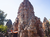 Chrám Prasat Banan , Battambang (Kambodža, Dreamstime)