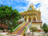 Chrám Wat Ounalom v Phnom Penhu (Kambodža, Dreamstime)