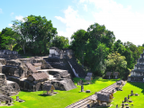 ruiny, Tikal (Guatemala, Dreamstime)