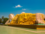 Ležící Buddha Mya Tha Lyaung, Bago (Barma, Dreamstime)