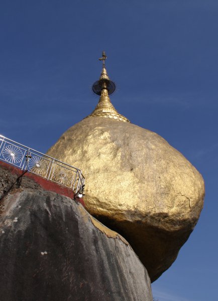 8)Blýskavý Golden Rock -E (Barma, Jaromír Červenka)