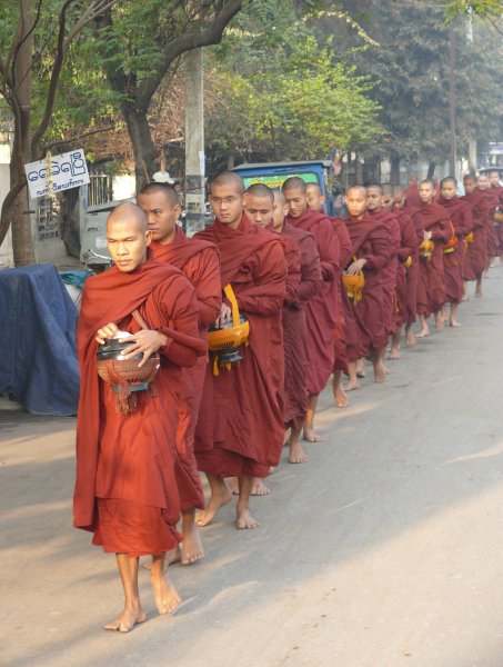 6)Mandalaj -H (Barma, Jaromír Červenka)