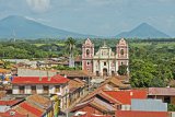 chrám El Calvario , Leon (Nikaragua, Dreamstime)