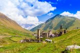 Věže Svaneti (Gruzie, Dreamstime)