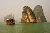 Dračí zátoka (Vietnam, Shutterstock)