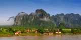 Vang Vieng (Laos, Shutterstock)