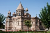 Katedrála Echmiadzin (Arménie, Dreamstime)