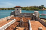 Pevnost Castillo de San Felipe de Lara (Guatemala, Dreamstime)