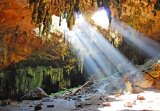 Jeskyně Loltun (Mexiko, Dreamstime)