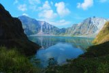 Pinatubo (Filipíny, Dreamstime)
