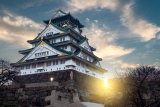 Hrad Osaka (Japonsko, Dreamstime)