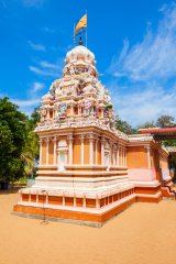 Chrám Tiruchendur Murugan Alayam, Batticaloa (Srí Lanka, Dreamstime)