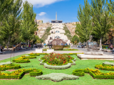 Kaskády, Jerevan (Arménie, Dreamstime)