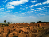 ruiny Babylonu (Irák, Dreamstime)