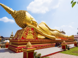 socha Buddhy, Wat Pha That Luang, Vientiane (Laos, Dreamstime)