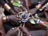 Tradiční obřad kmene Hamar (Etiopie, Shutterstock)