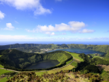 Sete Cidades, ostrov Sao Miguel, Azory (Portugalsko, Shutterstock)