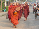 pochod za snídaní (Barma, Michal Kašpar)