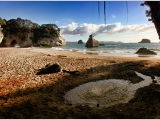 Schován pod vodopádem, The Coromandel, Cathedral Cove (Nový Zéland,  Pavel Klos)