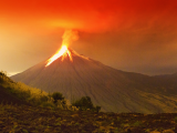 erupce, sopka Tungurahua (Ekvádor, Shutterstock)