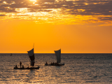 Západ slunce (Madagaskar, Shutterstock)