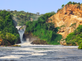 Vodopády (Uganda,  Shutterstock)