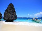 pláž na souostroví Bacuit, Palawan, Filipíny (Filipíny, Shutterstock)