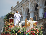 procesí, Antigua (Guatemala, Shutterstock)