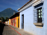 Antigua (Guatemala, Shutterstock)