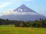 sopka Mayon, Filipíny (Filipíny, Shutterstock)