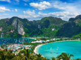 Phi Phi (Thajsko, Shutterstock)