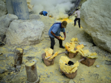 Kawah Ijen 2 (Indonésie, Shutterstock)