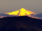 Mount Everest v záři zapadajícího slunce (Čína, Alena Smolejová)