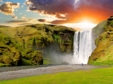 Famózní vodopád Skogafoss (Island, Dreamstime)