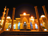 Masjid Raya, Makasar, Sulawesi (Indonésie, Dreamstime)