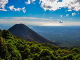 sopka Izalco (Salvador, Dreamstime)