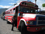 Bus, Antigua (Guatemala, Luděk Felcan)