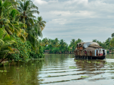Houseboat, Kerala (Indie, Dreamstime)