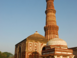 Qutub-Minar, Nové Dilí (3) (Indie, Dreamstime)