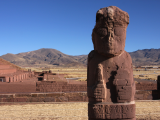 ruiny města Tiwanaku (Peru,  Dreamstime)