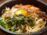 Bibimbap (Jižní Korea, Dreamstime)