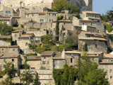 Hrad Lacoste (Francie,  Dreamstime)