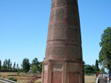 Minaret, Uzgen (Kyrgyzstán, Dreamstime)