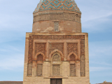 Mauzoleum Il-Arslan, Kunya-Urgench (Turkmenistán,  Dreamstime)