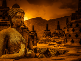 Socha Buddhy v chrámu Borobudur (Indonésie, Dreamstime)