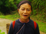Žena kmene Red Dao (Vietnam,  Dreamstime)
