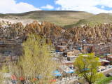 Panorama vesničky Kandovan (Írán,  Dreamstime)