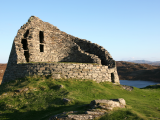 Dun Carloway Broch (Skotsko, Dreamstime)